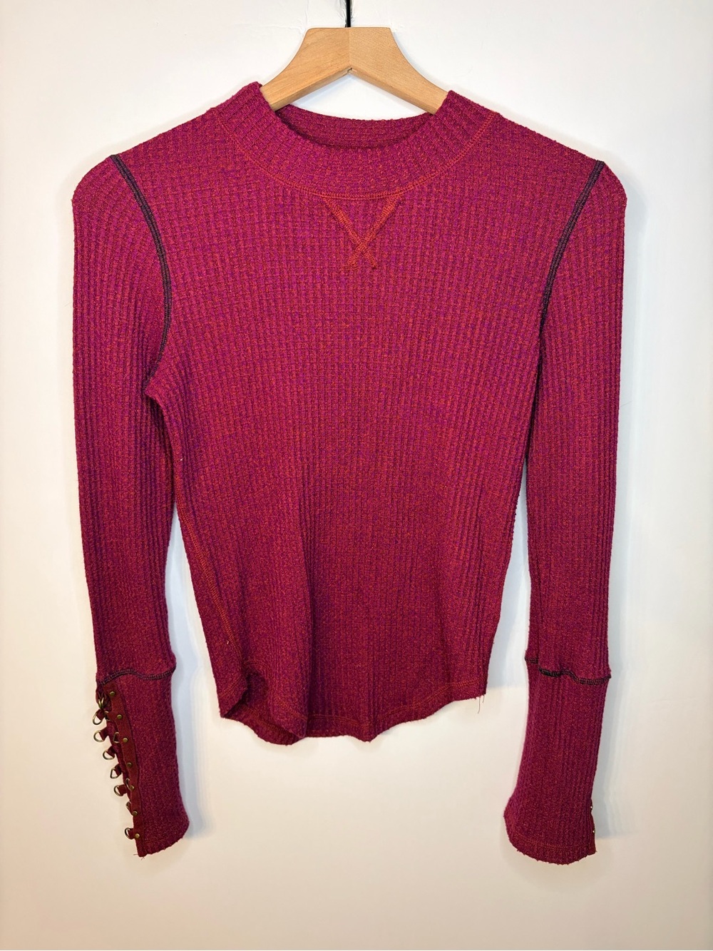 Free People Women’s Mountaineer Thermal Top in Cranberry, Size Small - Picture 4 of 10